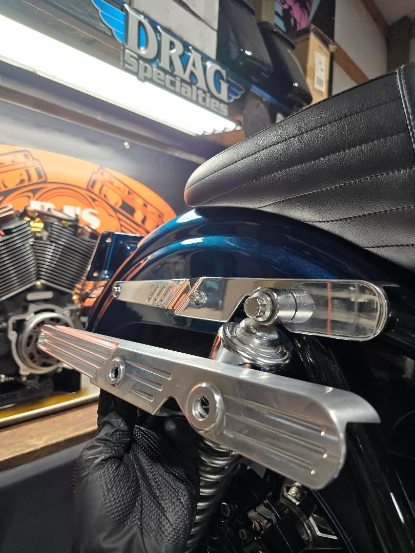 FXR SPEED FINS FENDER STRUTS